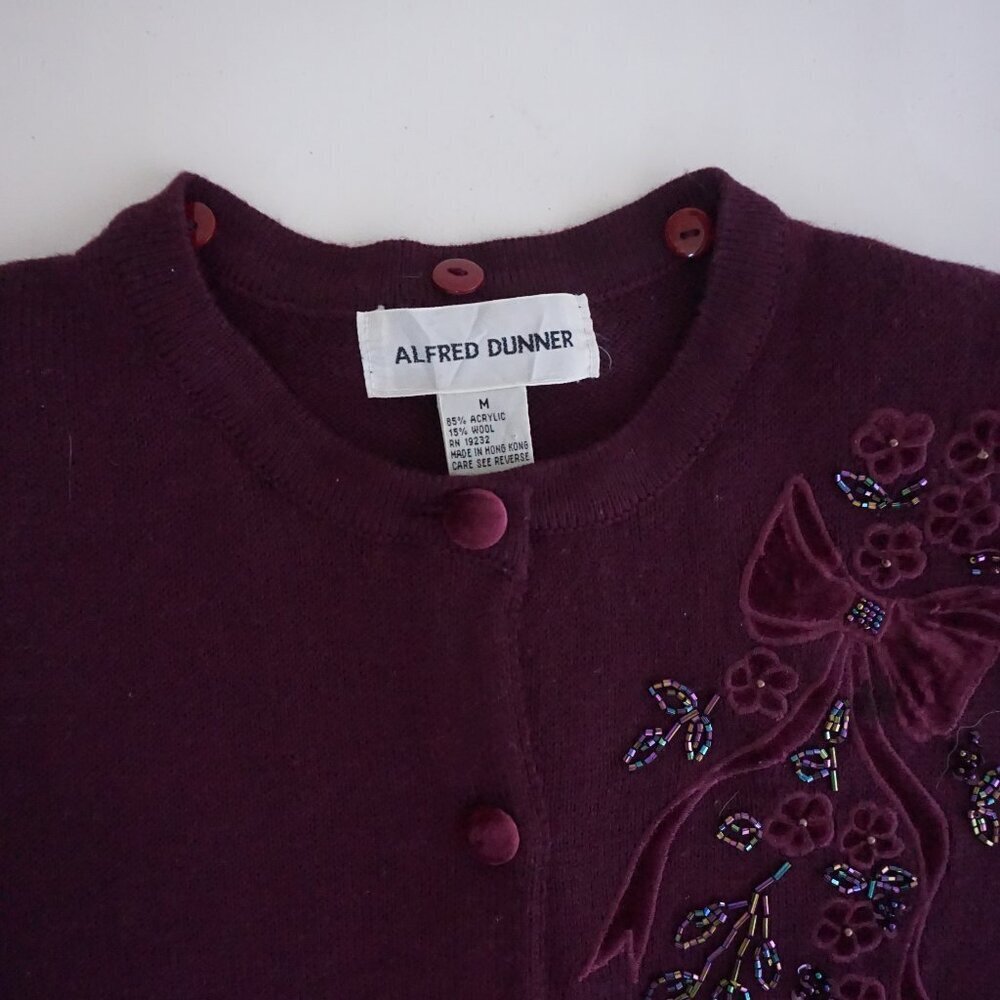 Vintage Alfred Dunner Plum Beaded Floral Bow Embroidered Wool Knit Cardigan M - Picture 10 of 10